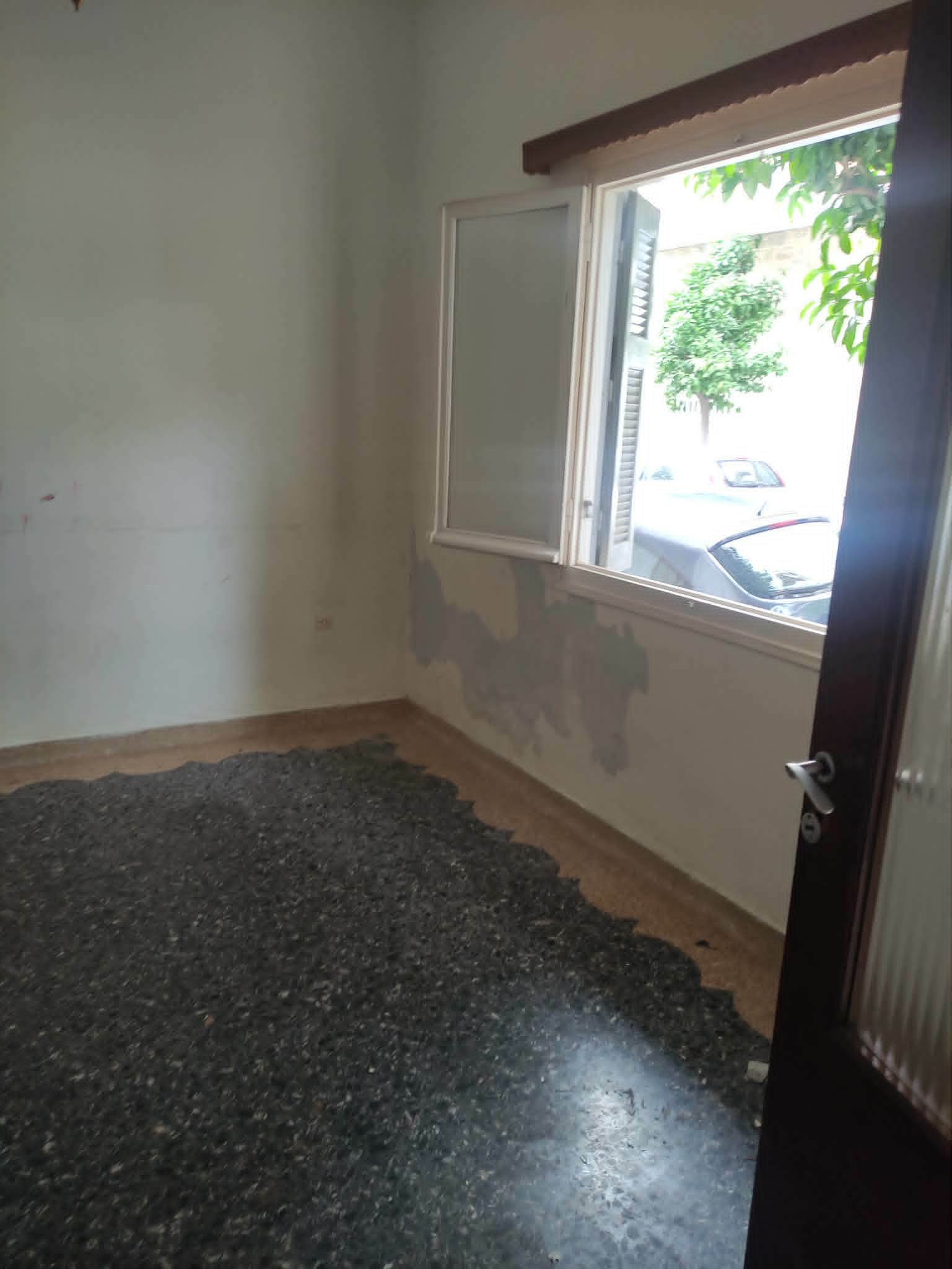 2b90d354-f9d0-46d9-b800-833040e626b5 Ευκαιρία Επένδυσης: Φωτεινό, Γωνιακό Ισόγειο Διαμέρισμα 82 τ.μ. στην Καρδιά της Αμφιάλης (Κερατσίνι)