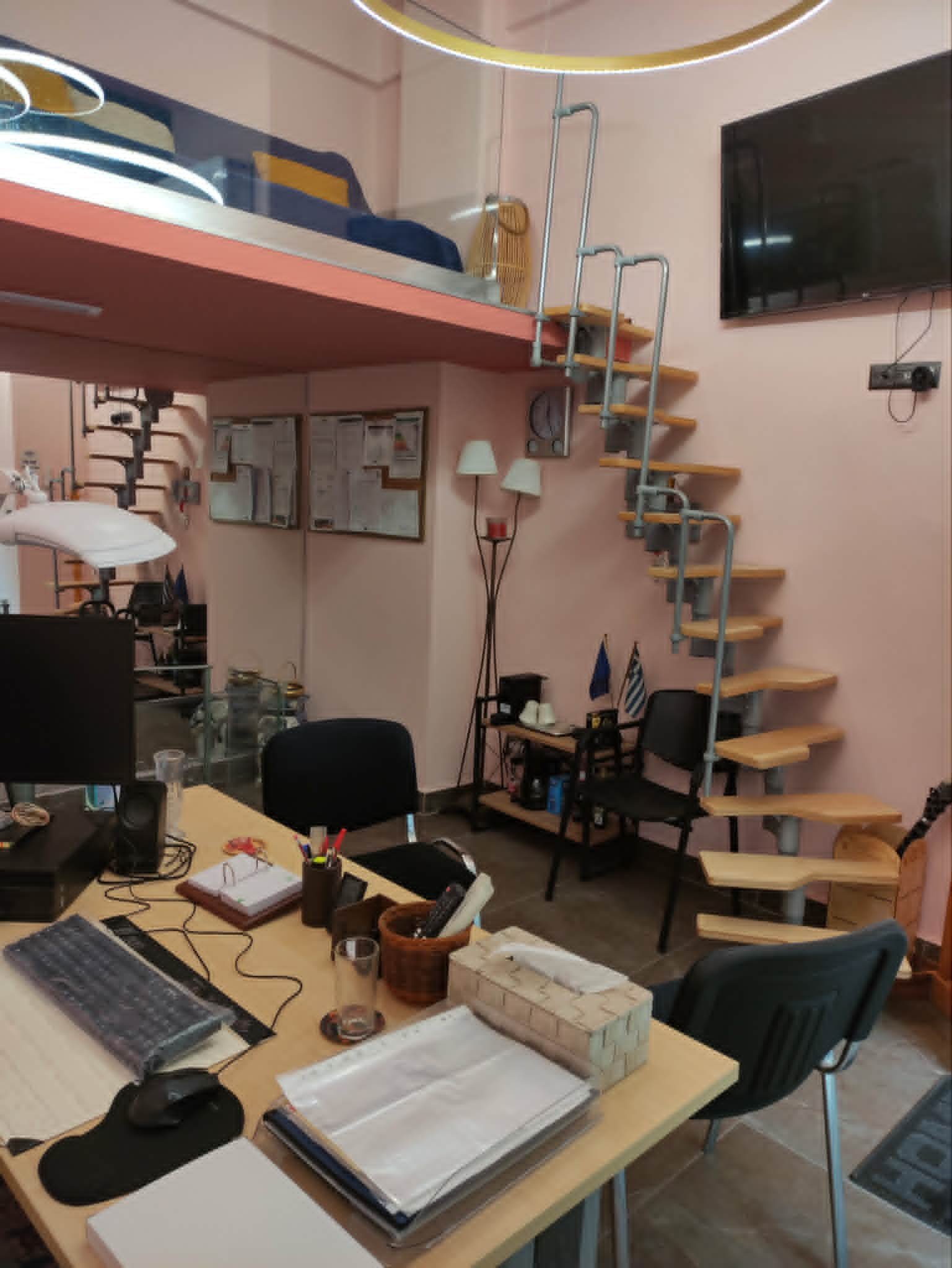 Γραφείο 60 τ.μ. στη Νεάπολη Εξαρχείων